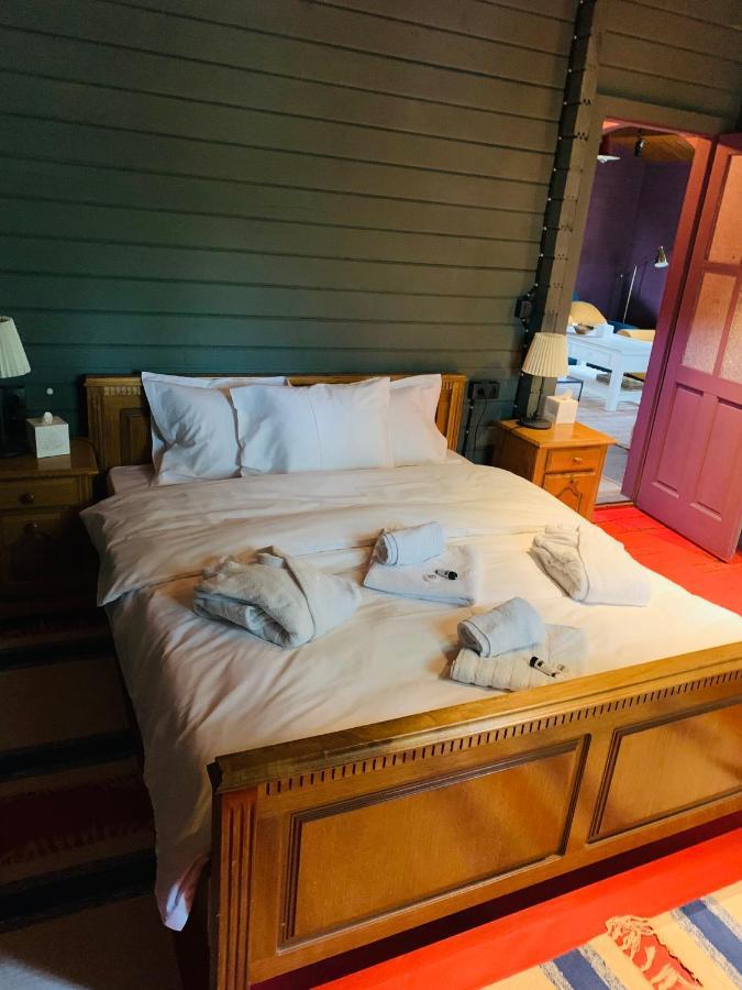 Enpi Lake Resort 이아시 외부 사진